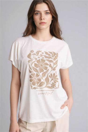 Bisiklet Yaka Çiçekli Kısa Kollu Tişört