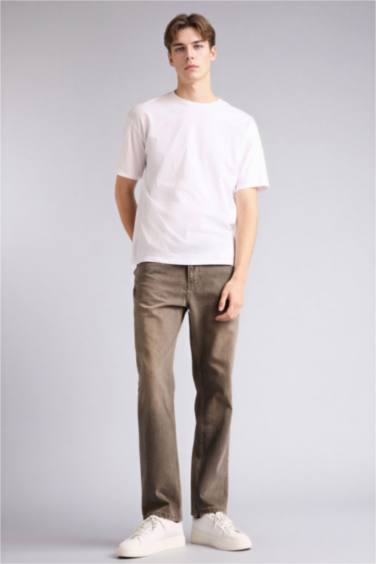 Yumuşak Dokulu Straight Fit Jean Pantolon