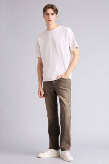 Yumuşak Dokulu Straight Fit Jean Pantolon