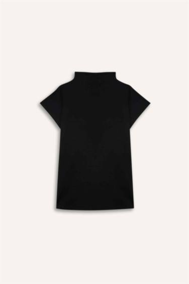 Slım Fıt Yarım Balıkçı Yaka Tişört