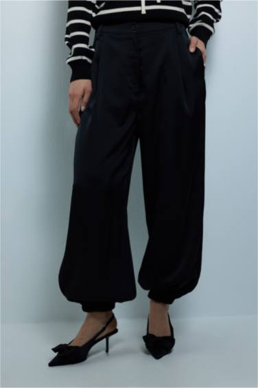 بنطرون قصة واسعة اوفر سايز برجل مطاطي