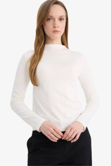 بلوز صوف سليم فيت