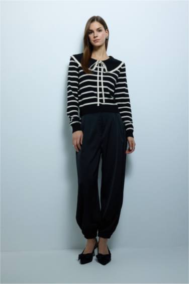 Slim Fit Baby Collar Pullover