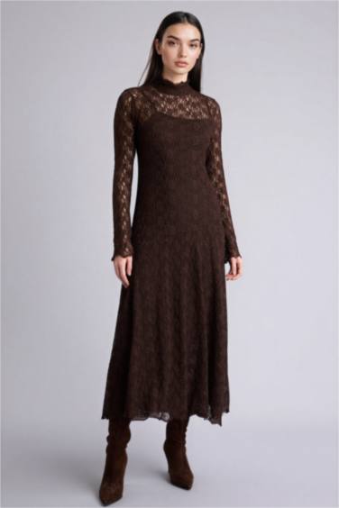 A Kesim Dantel Midi Elbise