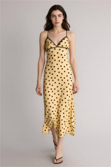 Kalp Yaka Puantiyeli Bürümcük Askılı Maxi Elbise - Görsel 5