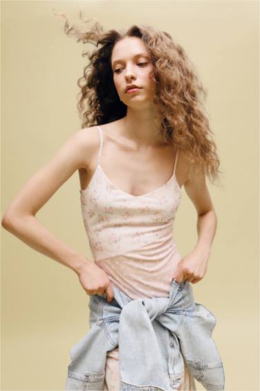 Asimetrik Renk Bloklu Tül Askılı Midi Elbise - Görsel 4