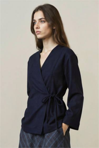 Fıtted İçi Yumuşak Tüylü Bağlamalı Hırka - Görsel 3