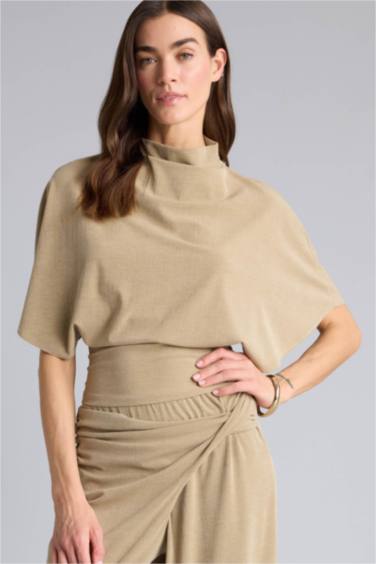 Slım Fıt Yarım Balıkçı Yaka Krep Tişört - Görsel 3