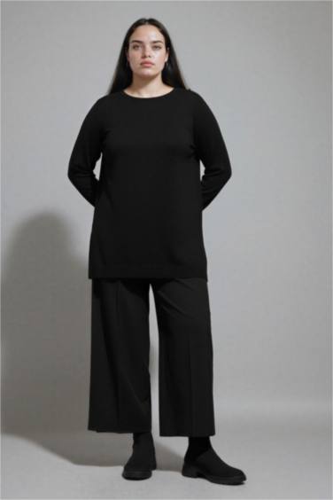 Regular Fit Bisiklet Yaka Yırtmaçlı Basic Düz Triko Kazak Tunik