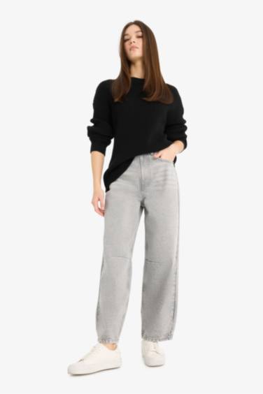 بلوفر قصة عادية برقبة مستديرة