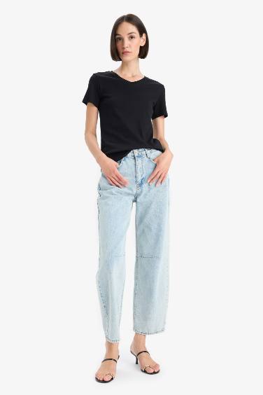 Slim Fit Dar Kesim V Yaka Basic Düz Ribana Kısa Kollu Siyah Tişört