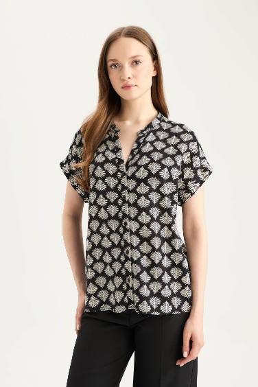Regular Fit Patterned Short Sleeve Shirt