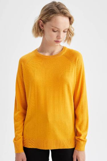 Relax Fit Crew Neck Knitted Pullover