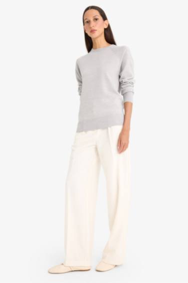 Relax Fit Crew Neck Pullover