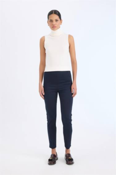 بنطلون قماش ستان بيزك سيجاريت بخصر عادي