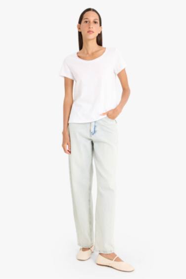 Regular Fit Round Collar Basic White T-Shirt