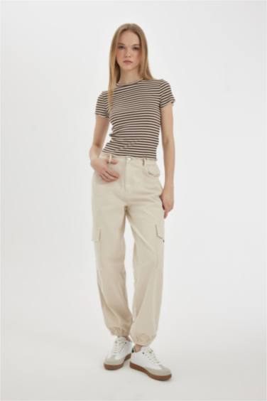 تيشيرت مخطط سليم فيت بياخة مستديرة