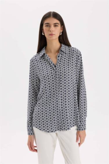 Рубашка стандартного кроя