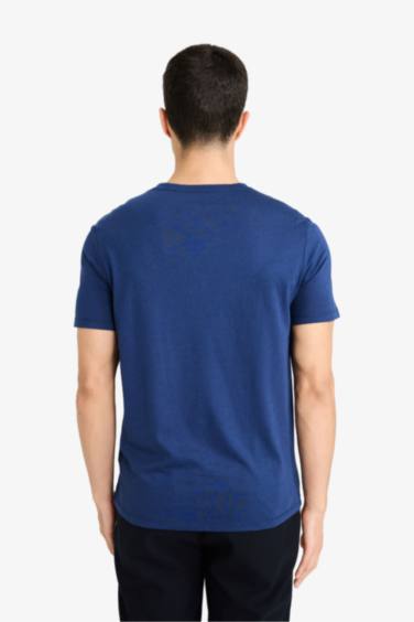 Футболка Slim Fit с круглым вырезом и коротким рукавом