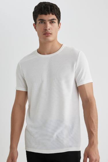 Slim Fit Crew Neck Short Sleeve T-Shirt