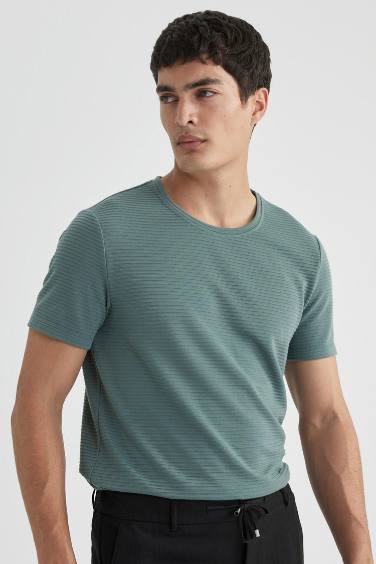 Slim Fit Crew Neck Short Sleeve T-Shirt