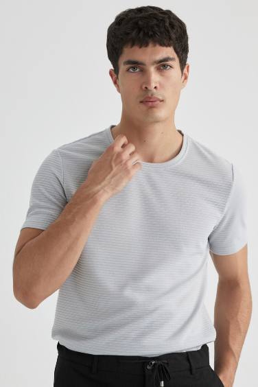 Slim Fit Crew Neck Short Sleeve T-Shirt