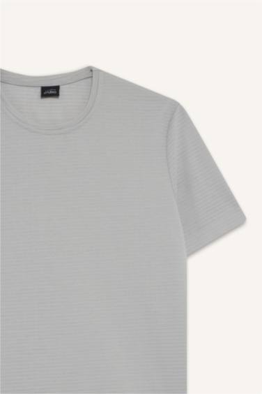 дөңгелек жаға Қысқа жеңді футболка