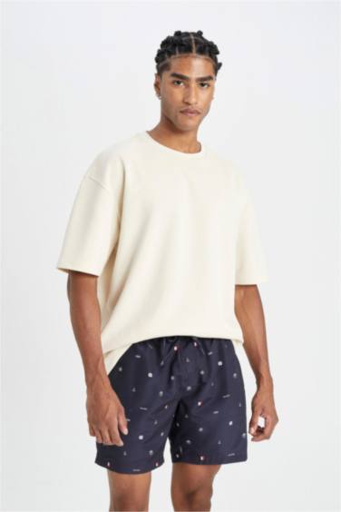 شورت بحر قصير قصة عادية