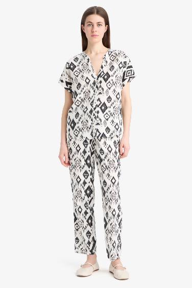 Regular Fit Crew Neck Printed Short Sleeve Shirt