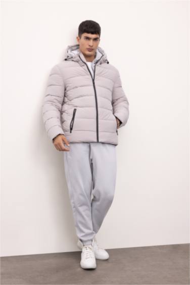 Куртка приталеного крою для чоловіків