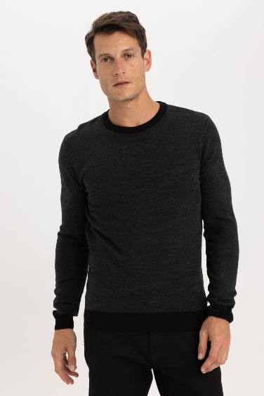 Standard Fit Crew Neck Knitwear Pullover