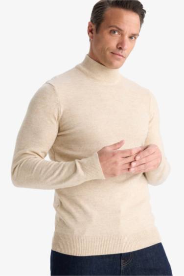 Slim Fit Dar Kesim Balıkçı Yaka Basic Düz Triko Kazak