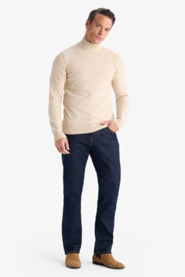 Slim Fit Dar Kesim Balıkçı Yaka Basic Düz Triko Kazak