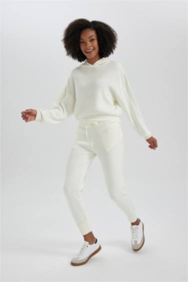 Штаны джоггеры на шнуровке