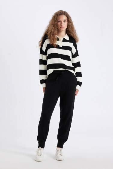 Basic Straight Waist Elastic Leg Jogger Knitted Pants