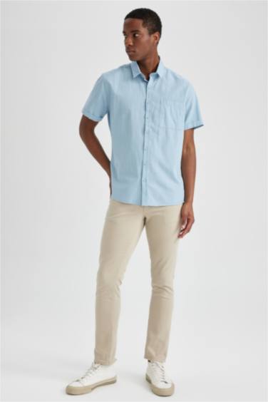 قميص بولو سليم فيت وأكمام قصيرة