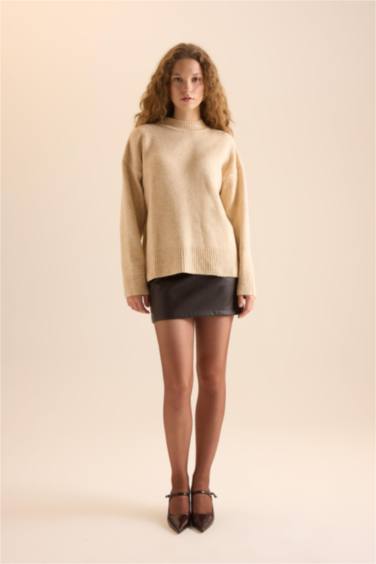 Oversize Geniş Kalıp Yarım Balıkçı Yaka Triko Kazak