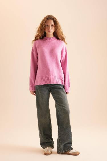 Oversize Geniş Kalıp Yarım Balıkçı Yaka Triko Kazak