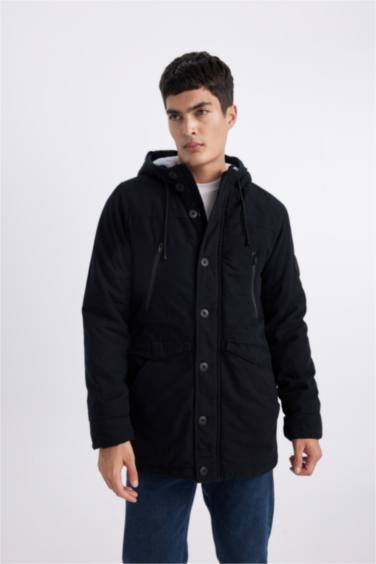 Slim Fit Dar Kesim Kapüşonlu Pelüş Astar Fermuarlı Çıtçı Kapamalı Cepli Mont Parka