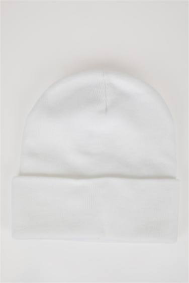 Women Slogan Embroidered Knitwear Beret
