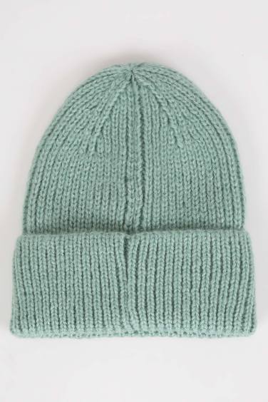 ايس كاب شتوي حريمي