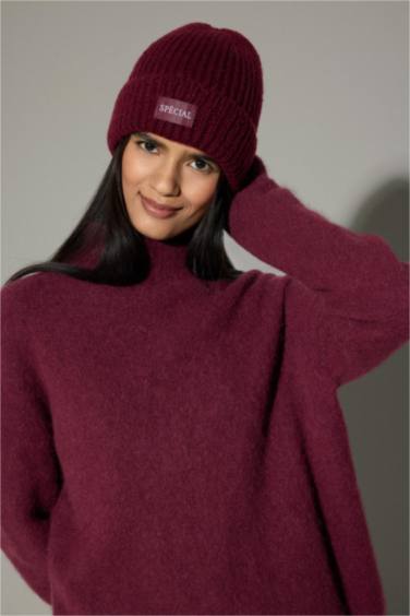 Woman Winter Beanie