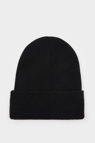 Woman Winter Beanie