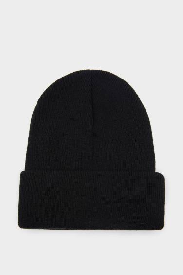 Woman Winter Beanie