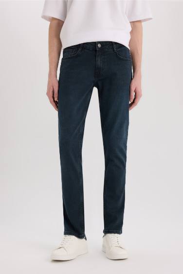 Pedro Slim Fit Super Skinny Hem Jean Jeans