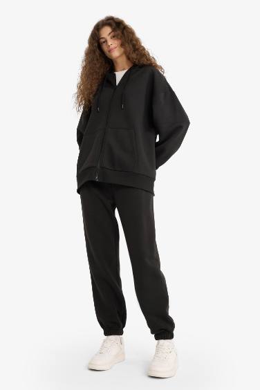 Jogger Fit Elastic Banded Leg Thick Fabric Trousers