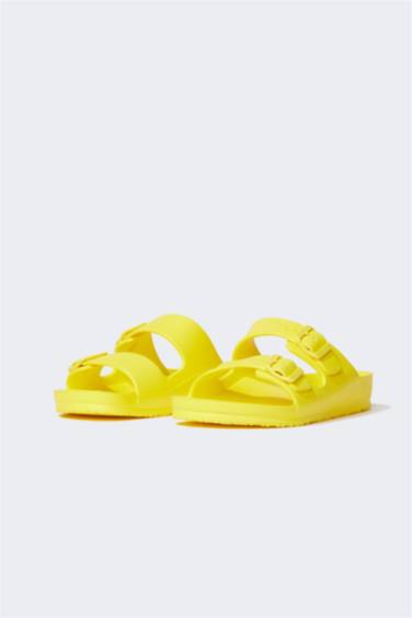 شبشب إيفا بكعب مسطح بشريط مزدوج