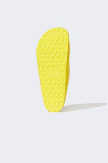 شبشب إيفا بكعب مسطح بشريط مزدوج