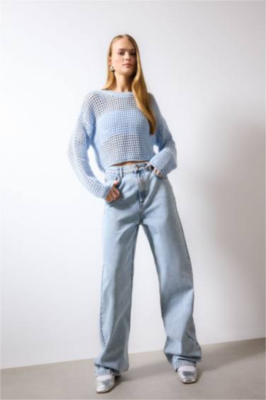 بلوفر كروشيه قصة عادية برقبة مستديرة