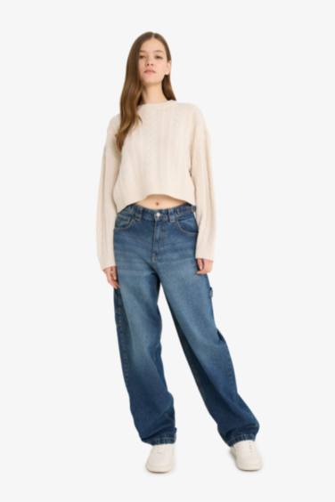 بلوفر تريكو قصة عادية برقبة مستديرة